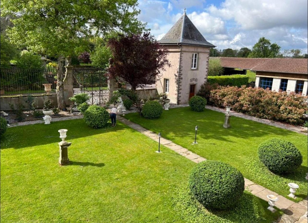 Bed and Breakfast Le Chateau De Failloux, Piscine Interieure Et Sauna Épinal Exterior foto